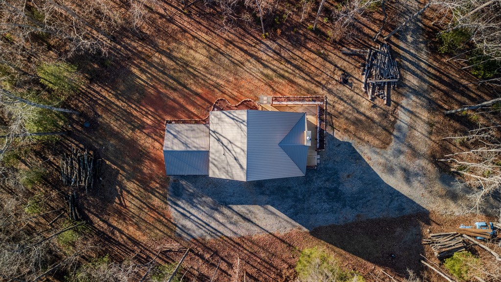 102 Red Hawk Trail