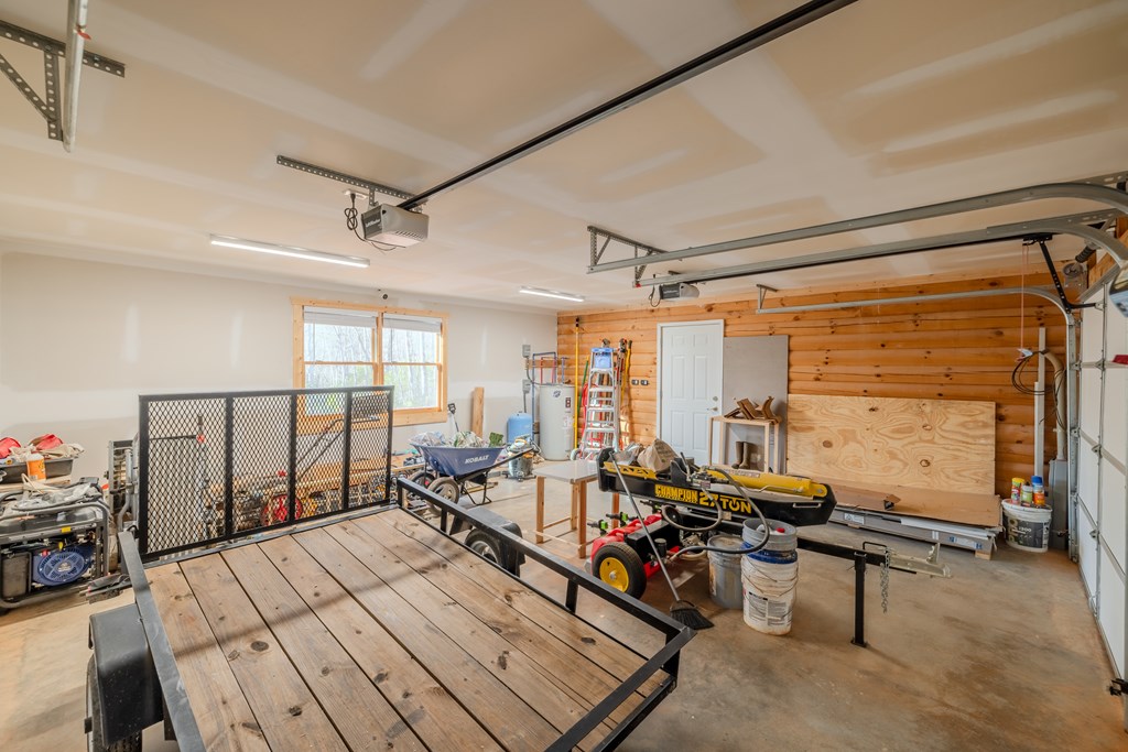 102 Red Hawk Trail