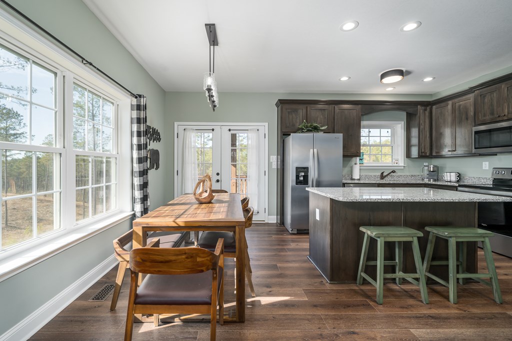 656 High River Road