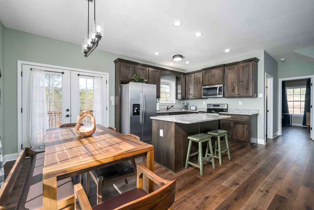656 High River Road