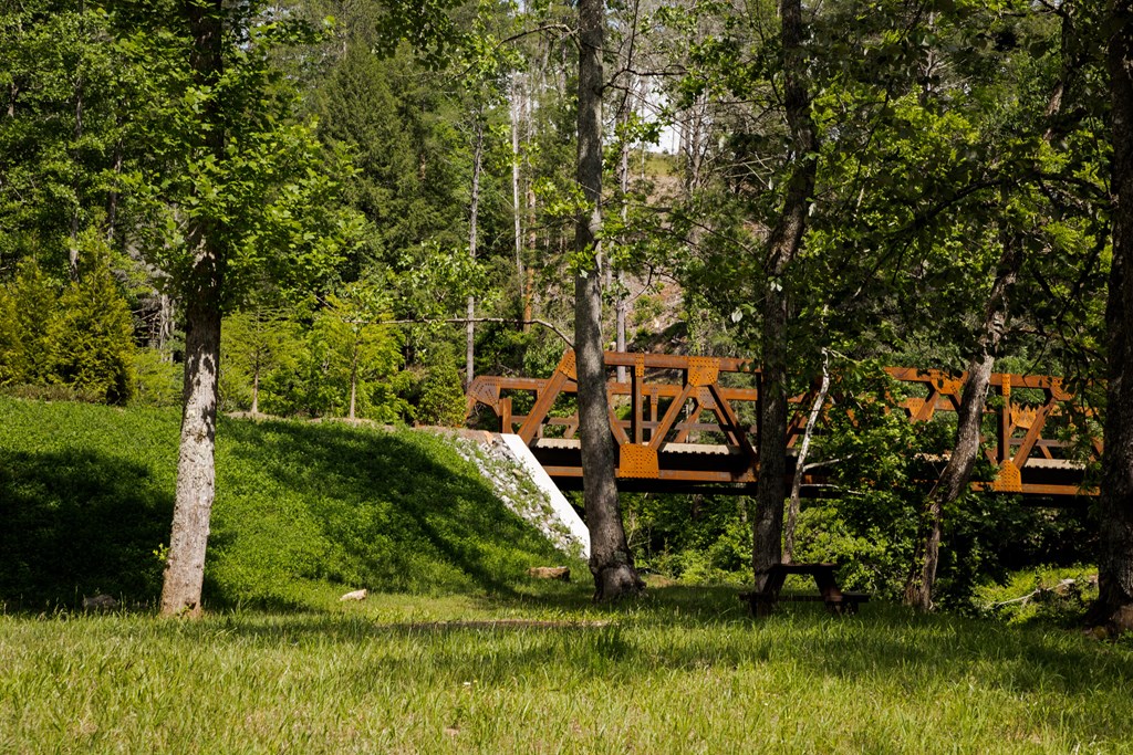656 High River Road