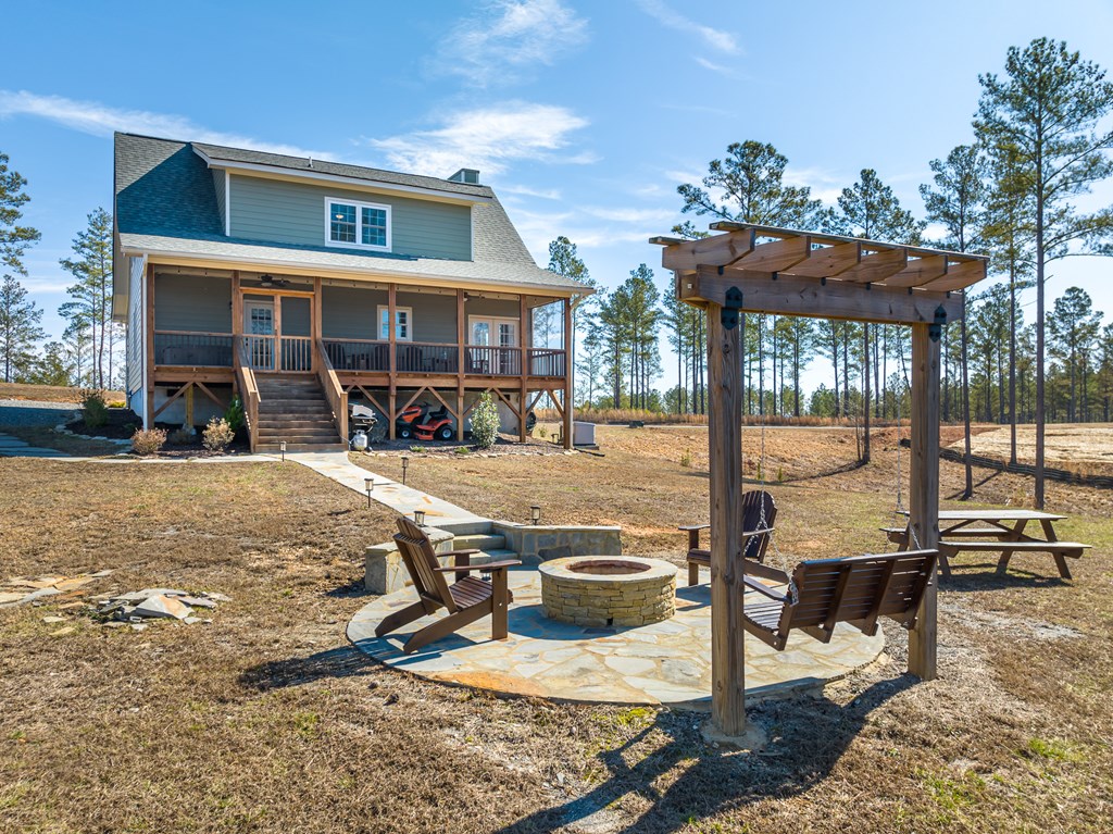656 High River Road