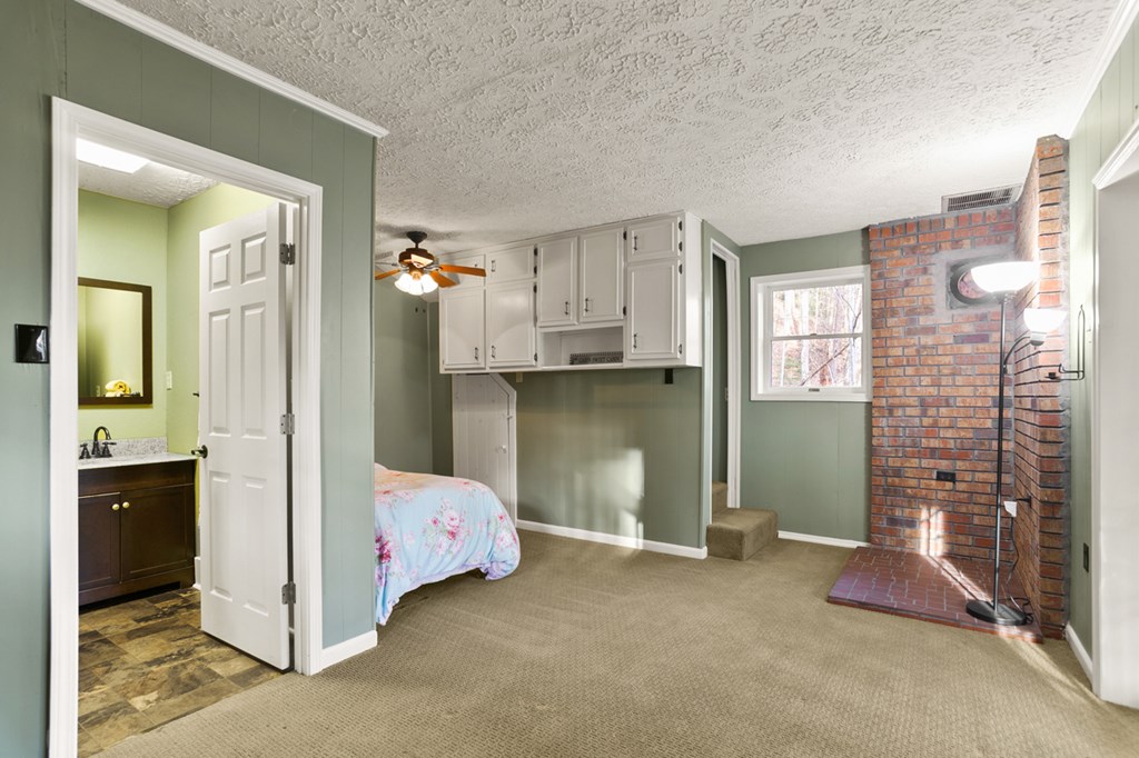 184 Laurel Ridge Drive