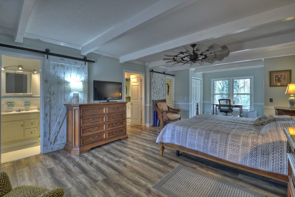 148 Logan Circle