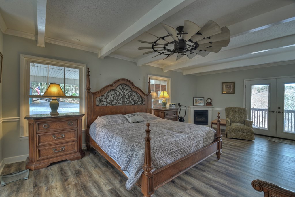 148 Logan Circle