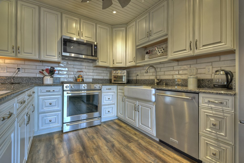 148 Logan Circle