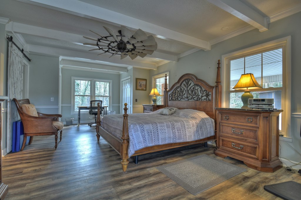 148 Logan Circle