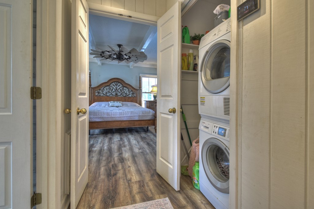148 Logan Circle