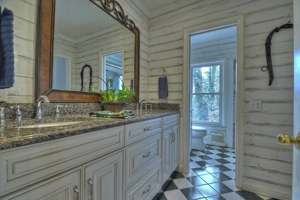 148 Logan Circle