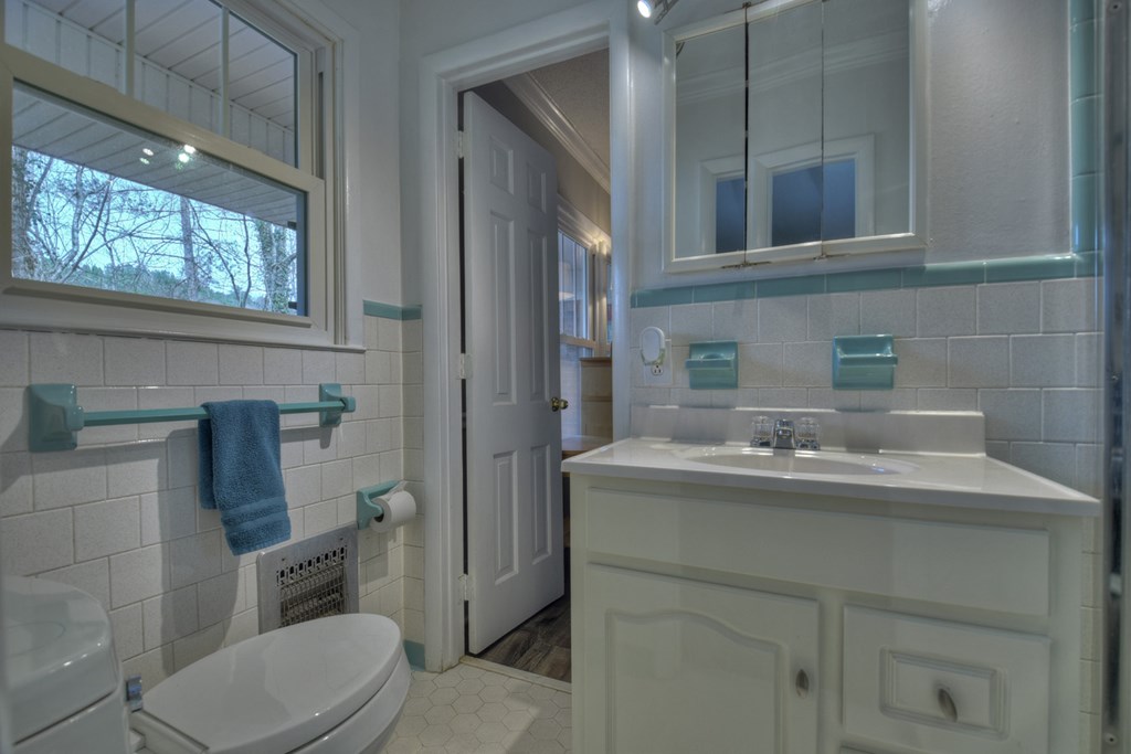 148 Logan Circle