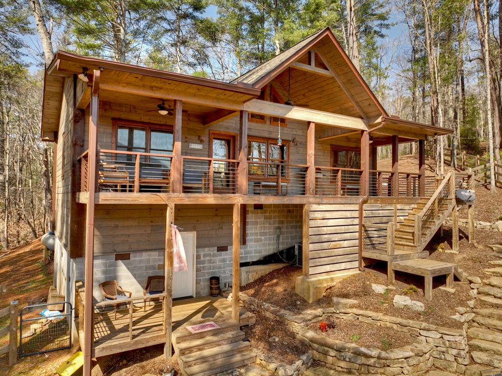 969 Hidden Lake Drive