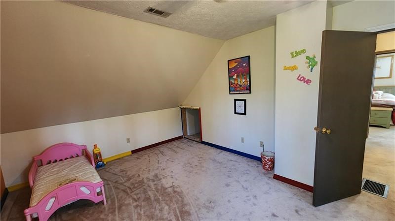 87 Silver Fox Trail