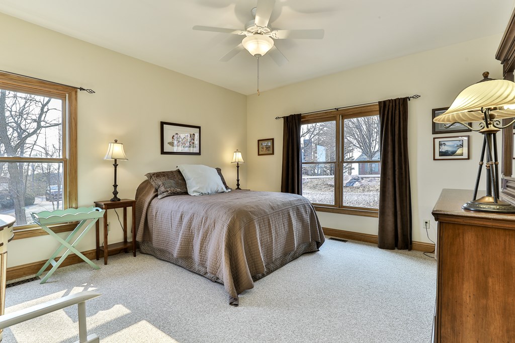 1512 Walnut Ridge