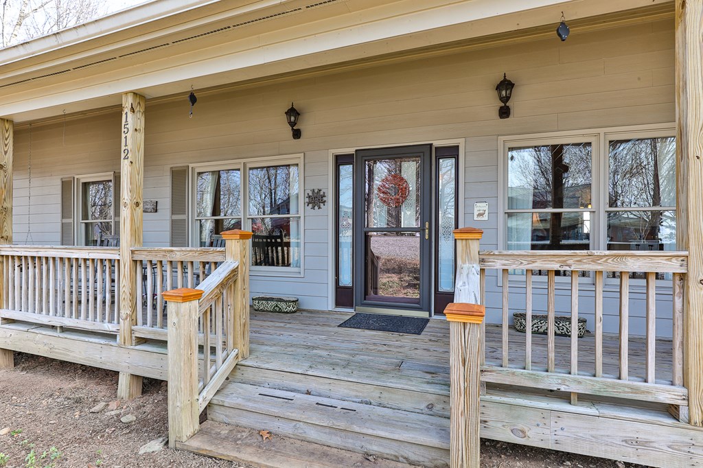 1512 Walnut Ridge