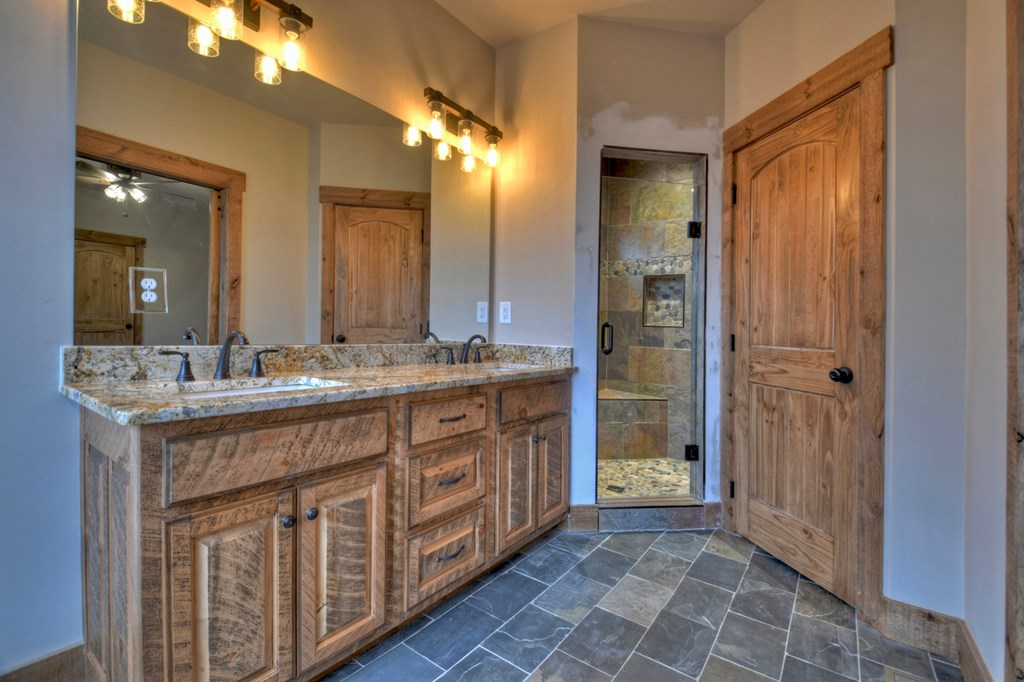 168 Summit View Lane