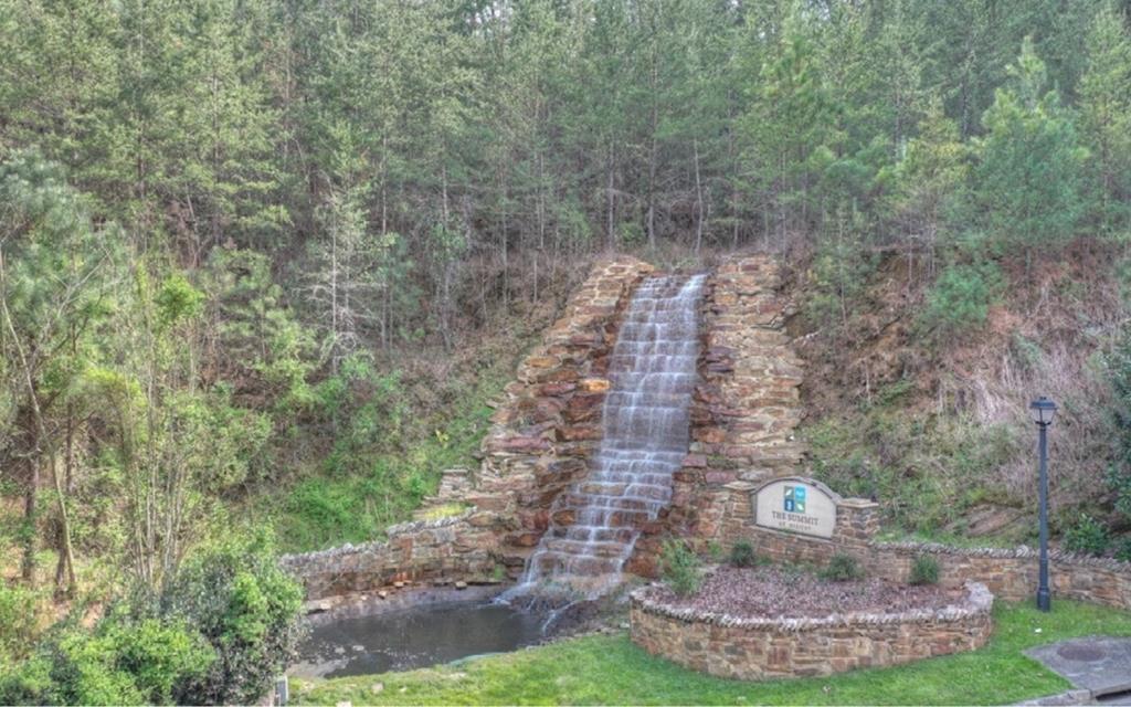 168 Summit View Lane
