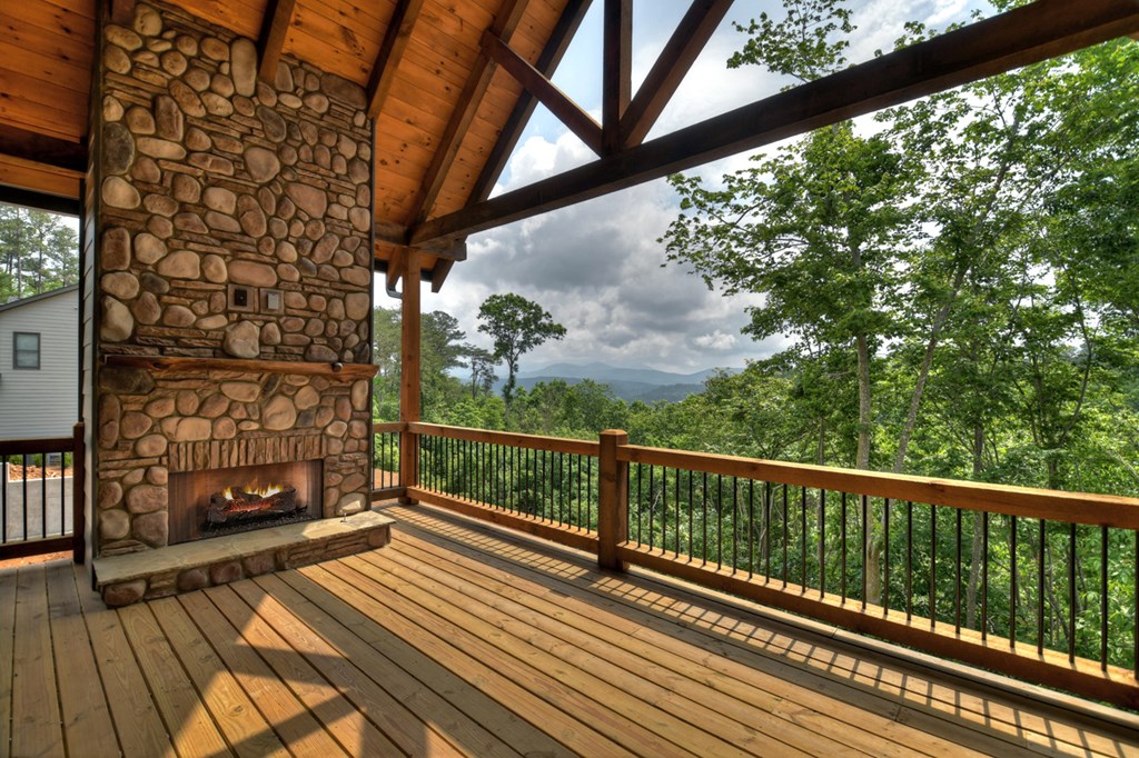 168 Summit View Lane