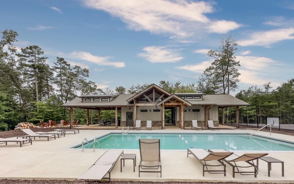 168 Summit View Lane