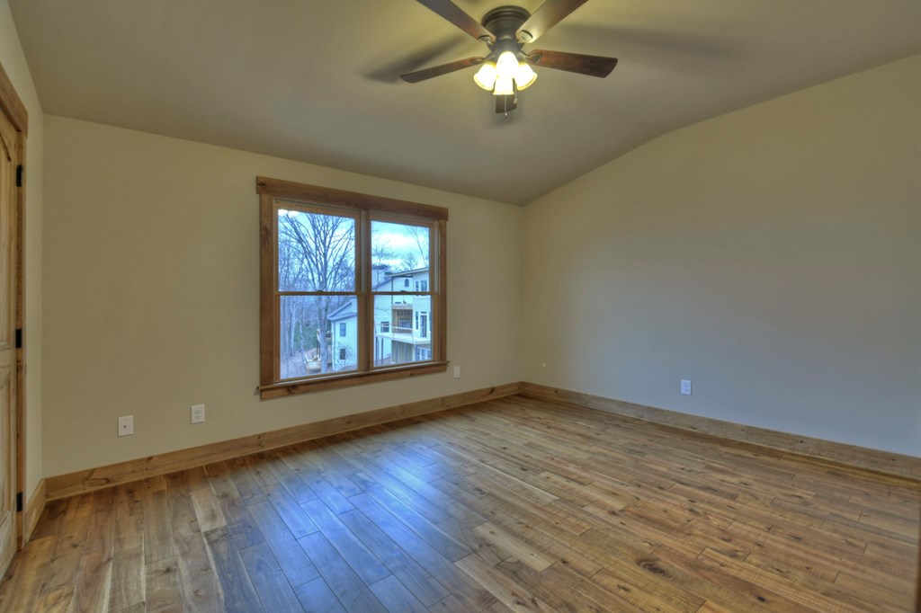 168 Summit View Lane