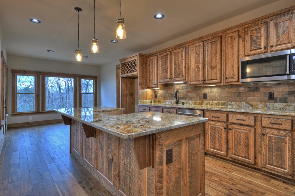 168 Summit View Lane