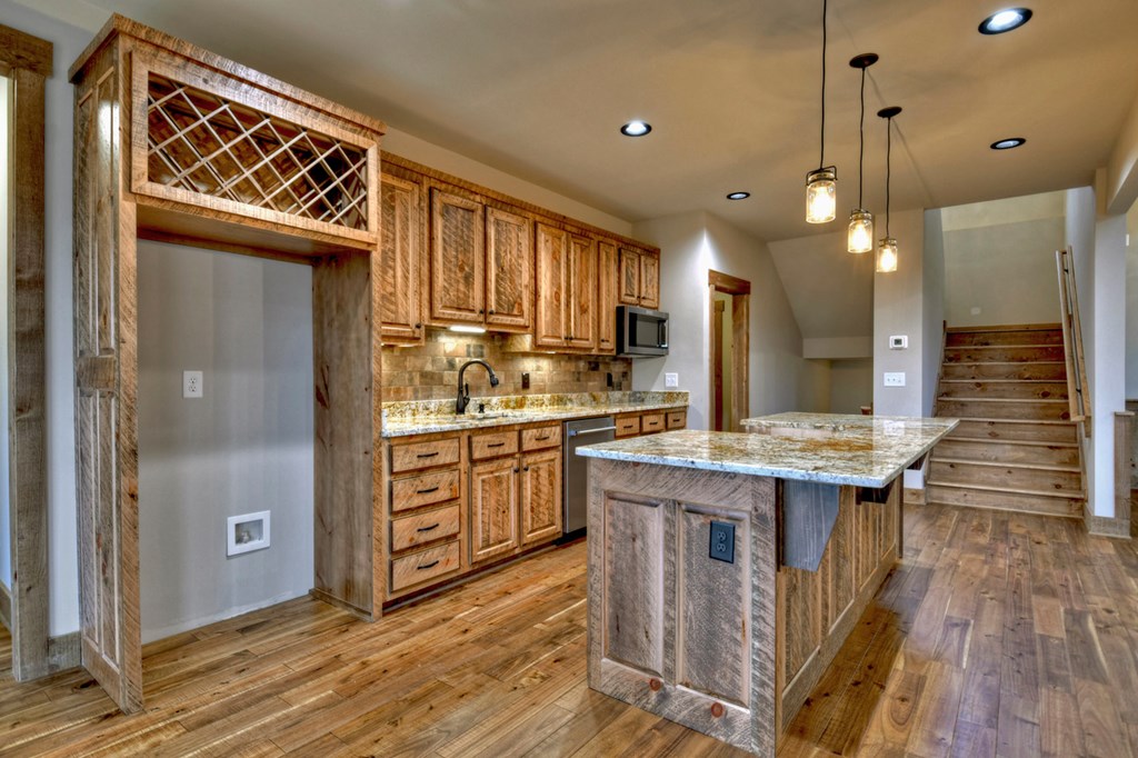 168 Summit View Lane