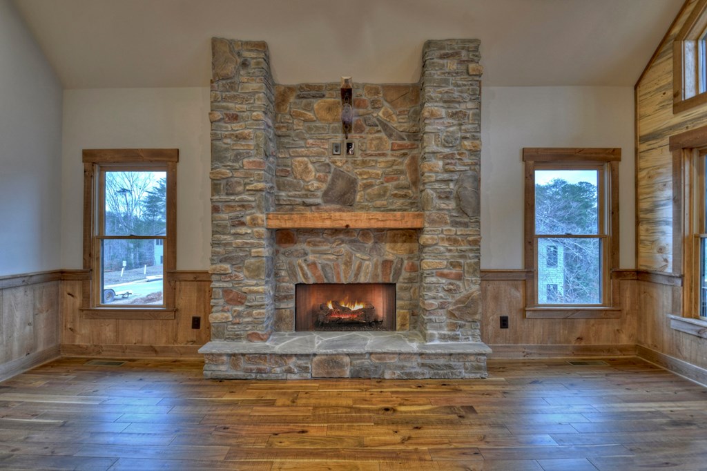168 Summit View Lane