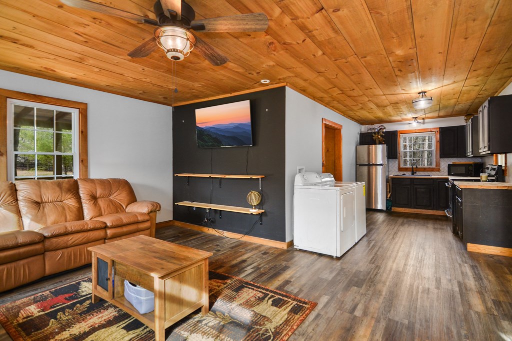 748 Turtle Ridge Road