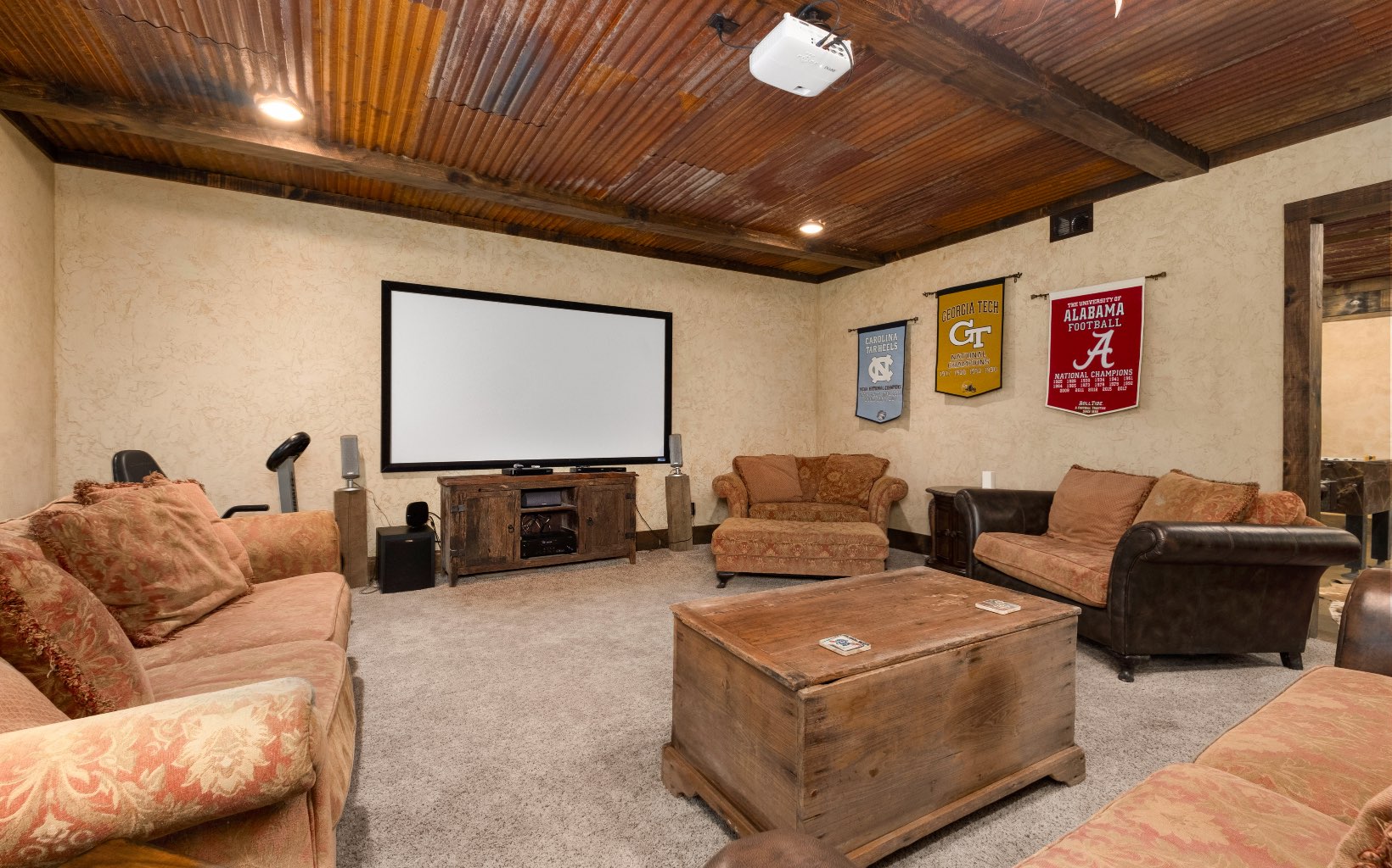 1665 Hunter Drive