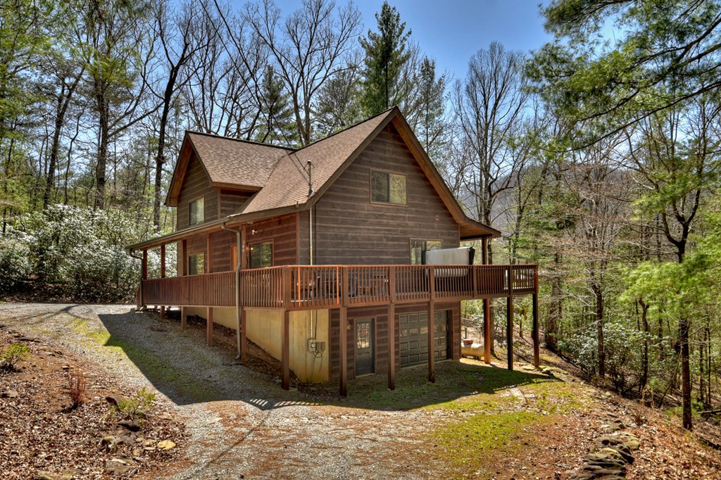 340 Skyview Drive