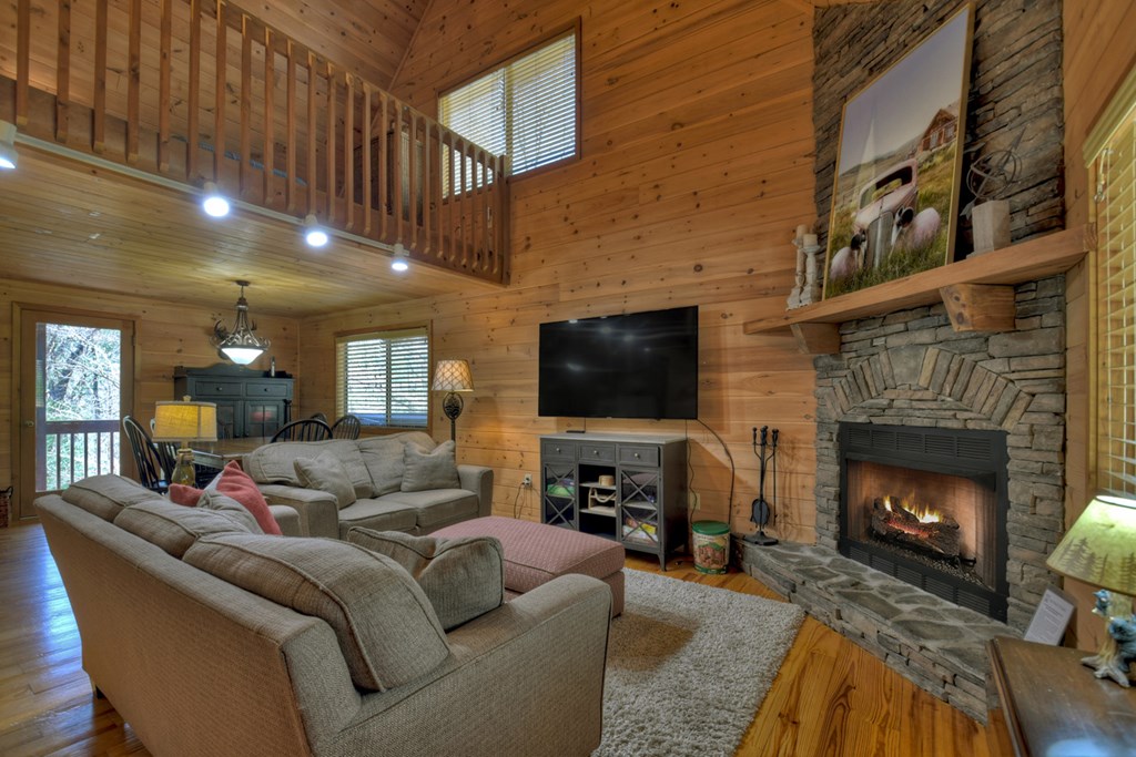 340 Skyview Drive