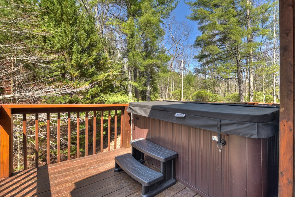 340 Skyview Drive