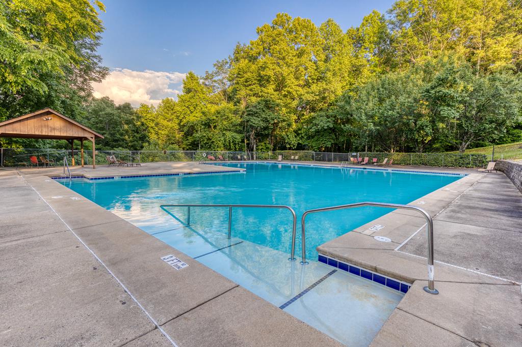 340 Skyview Drive