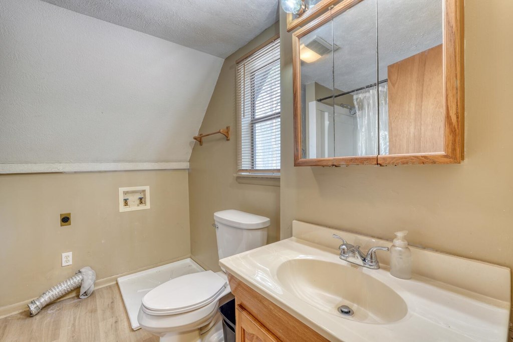 293 Paul Nicholson Road