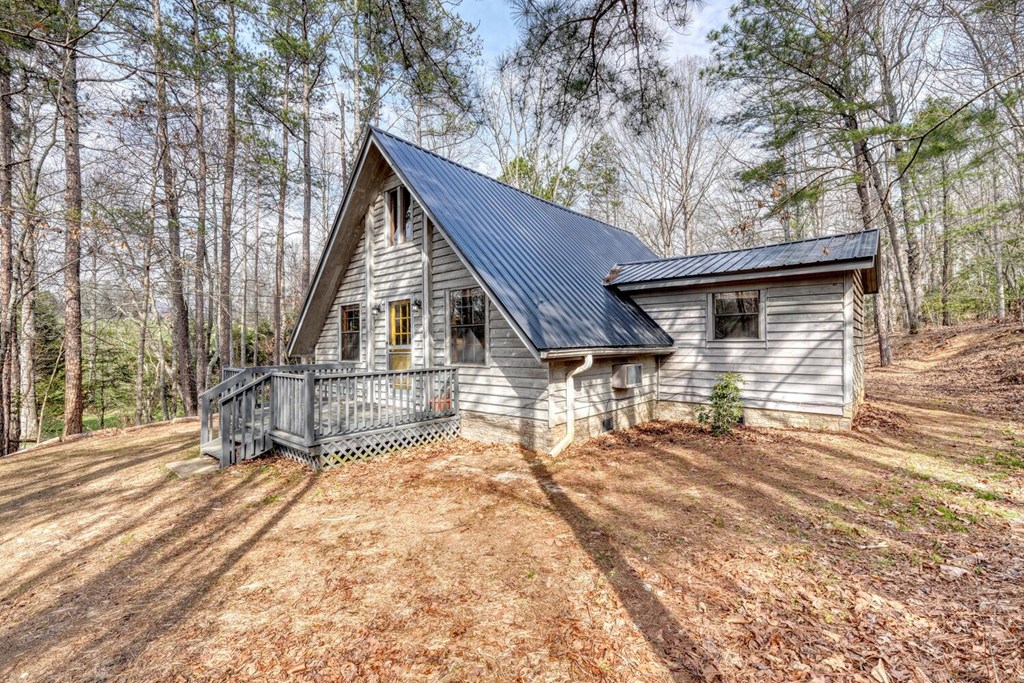 293 Paul Nicholson Road