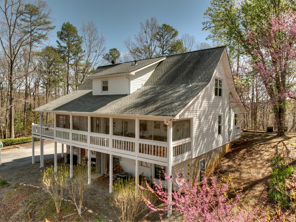 832 Timberwalk Drive