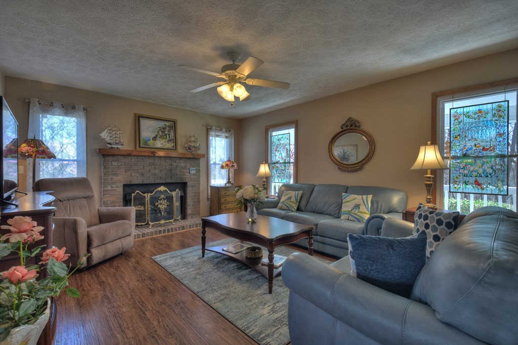 832 Timberwalk Drive