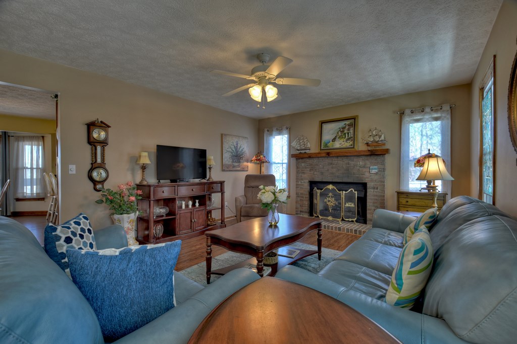 832 Timberwalk Drive