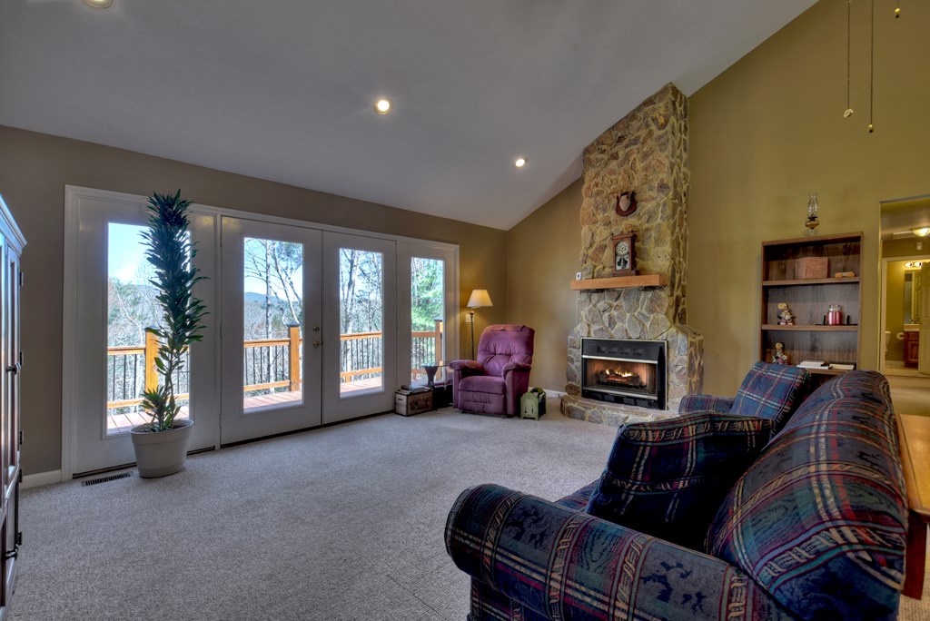 205 Pocaset Drive