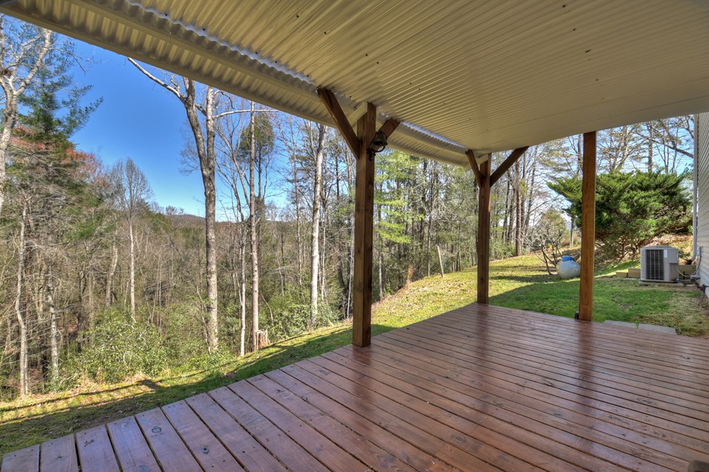205 Pocaset Drive