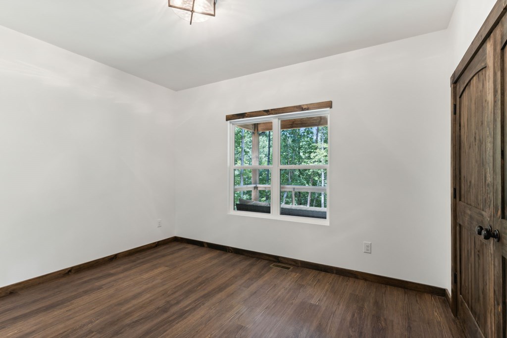 152 Springwater Court