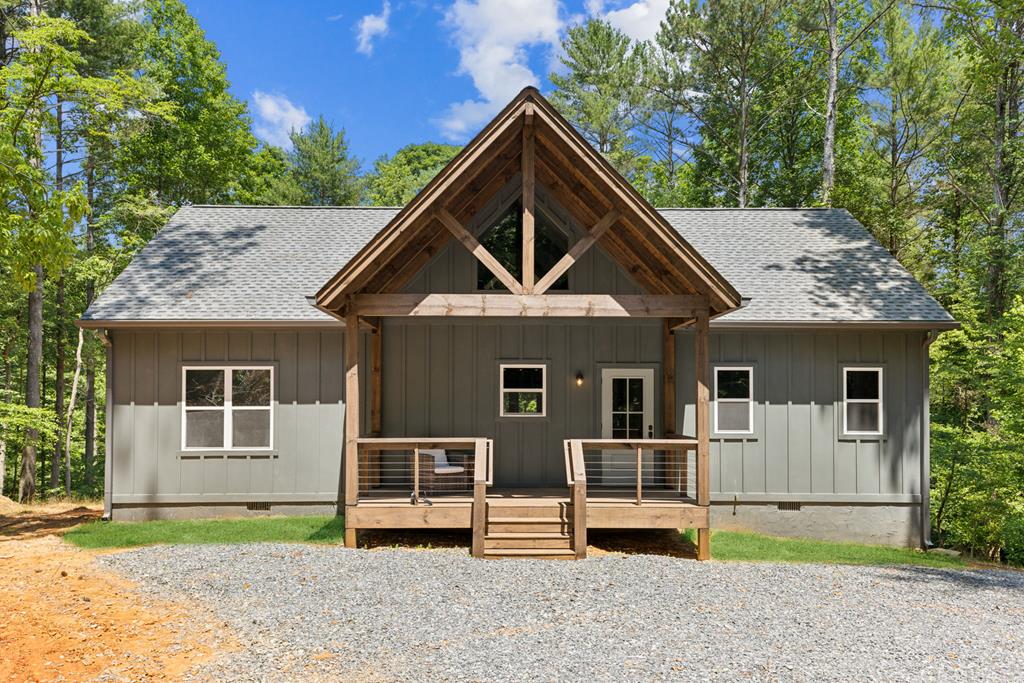152 Springwater Court