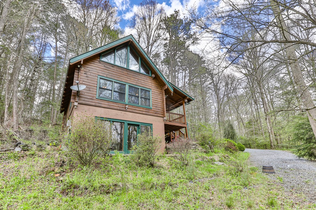 121 Farmstead Road