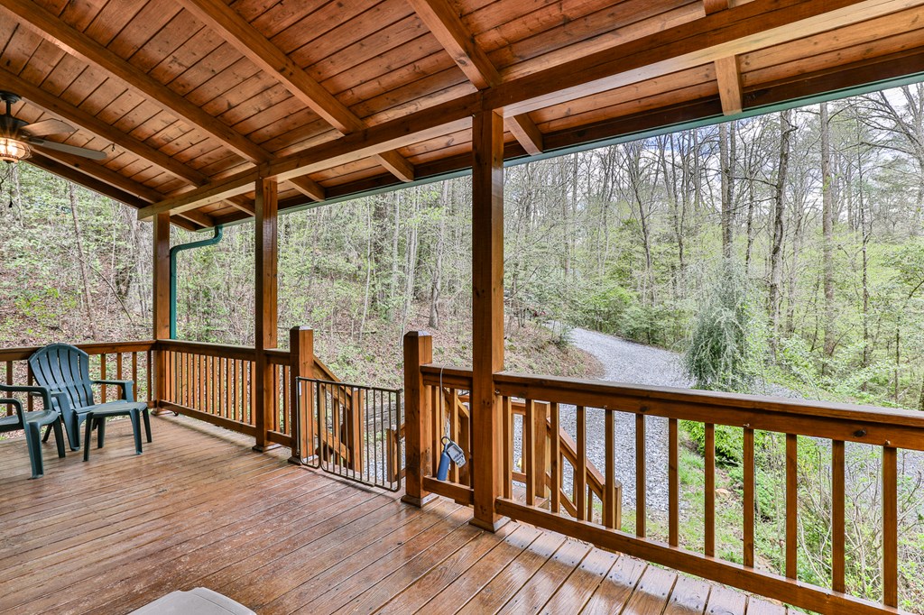 121 Farmstead Road