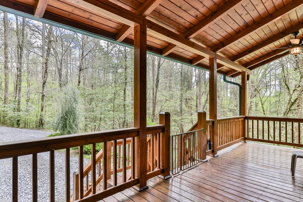 121 Farmstead Road