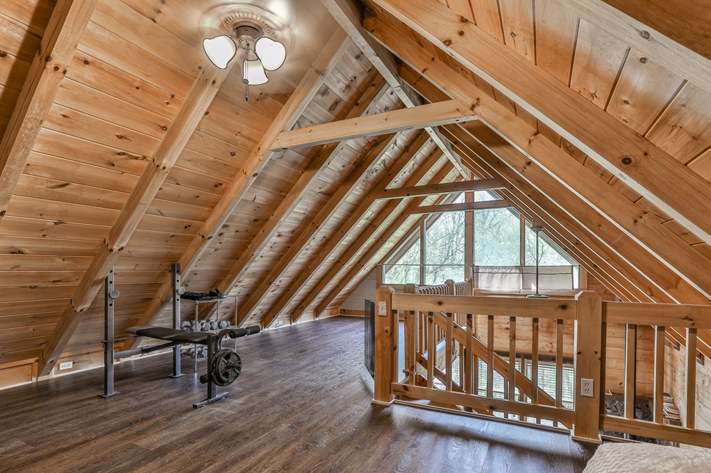 121 Farmstead Road