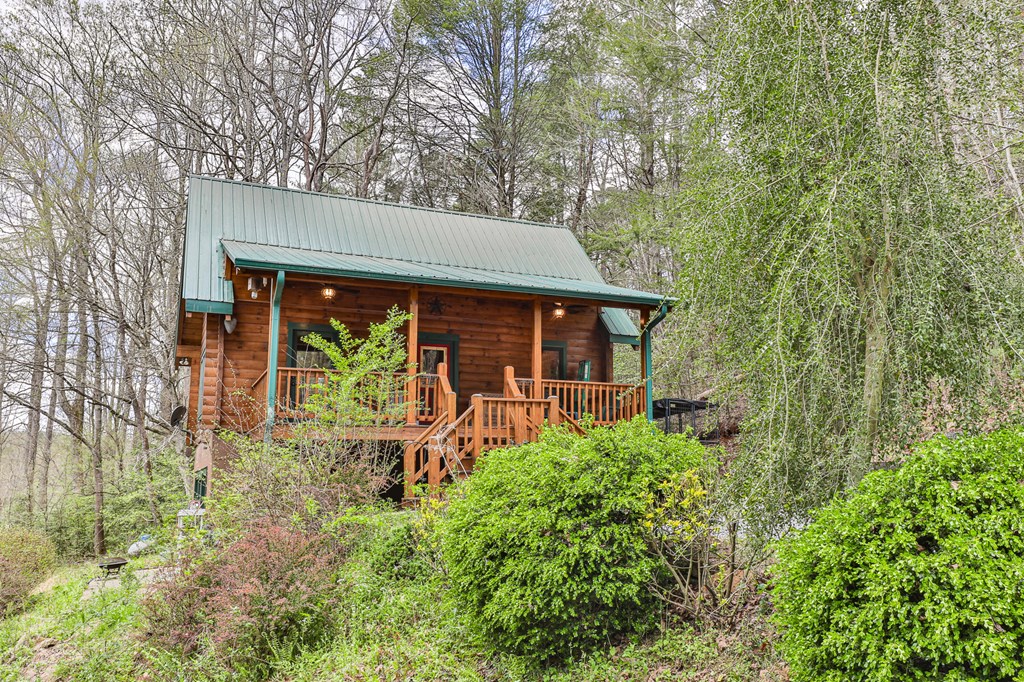 121 Farmstead Road
