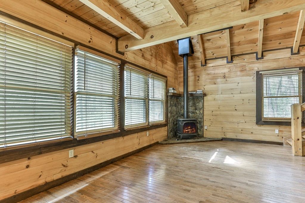 121 Farmstead Road