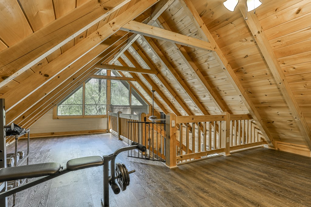 121 Farmstead Road
