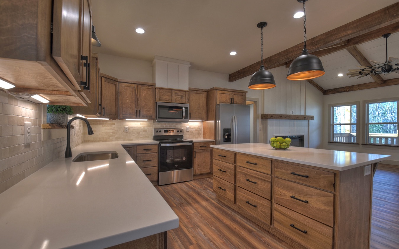 1074 Zenith Trail