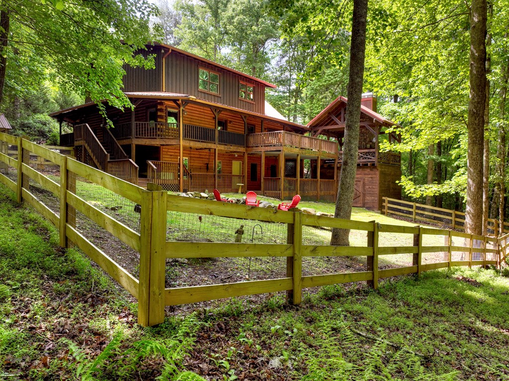 187 Lookiba Lane